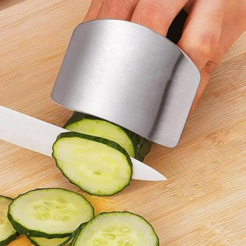 "Stainless Steel Finger Guard: Super Kitchen Protector"